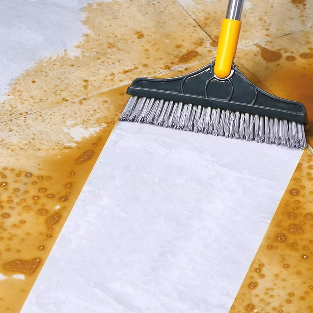 Simply Comfy | 2 in 1 Cleaning Brush