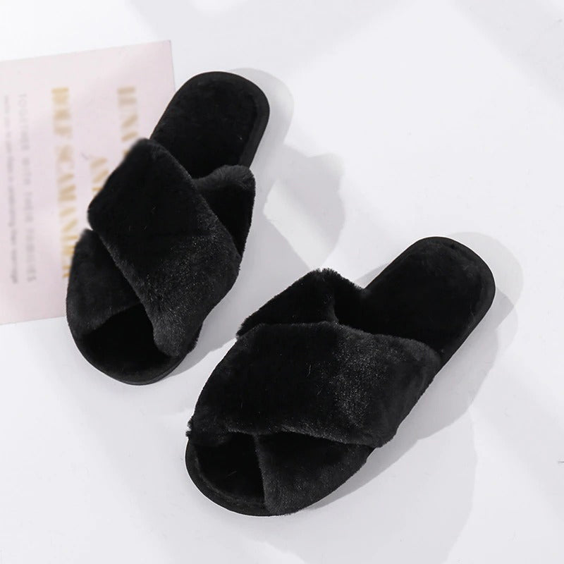Women&#39;s Cross Band Slippers