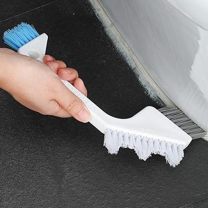 Simply Comfy | Grout Attack Brush