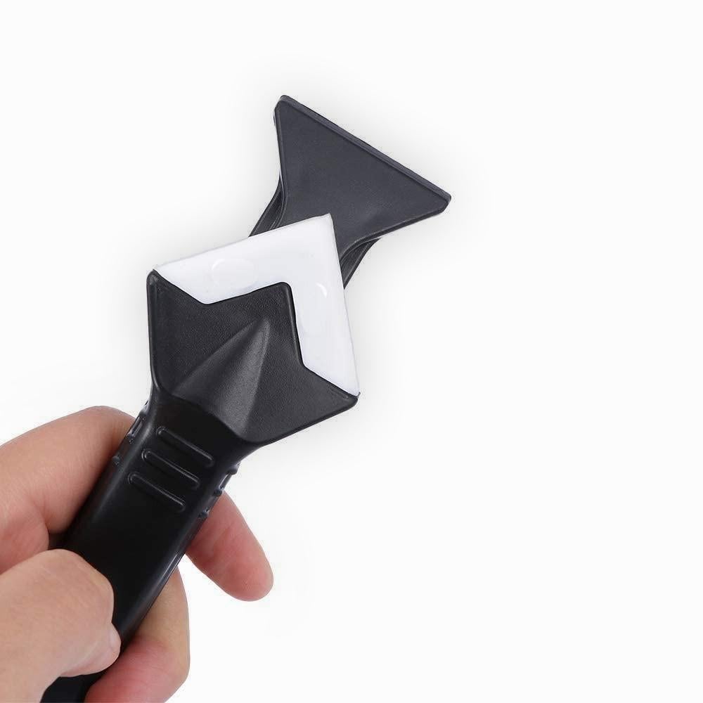 Simply Comfy | Handy Caulking Tool