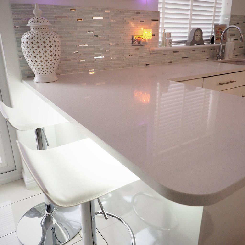 Simply Comfy | LumiBar Motion Sensor Light