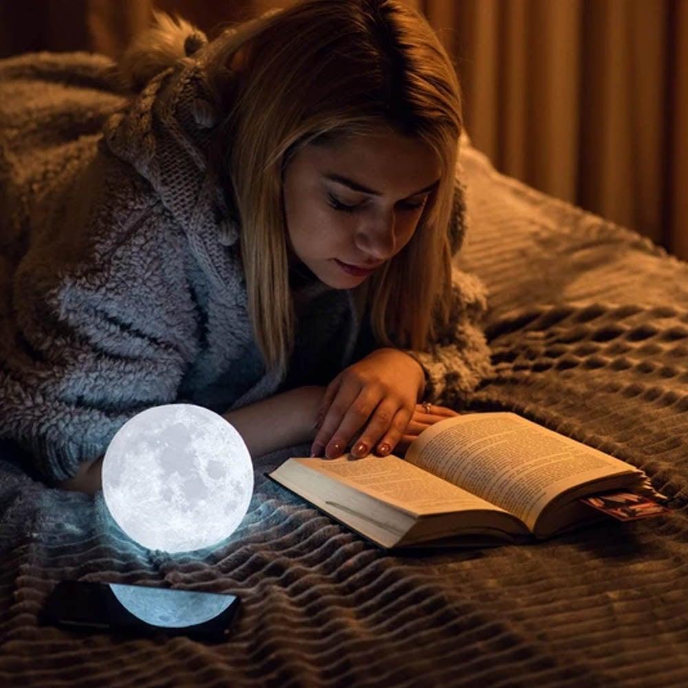 Simply Comfy | Moon Lamp