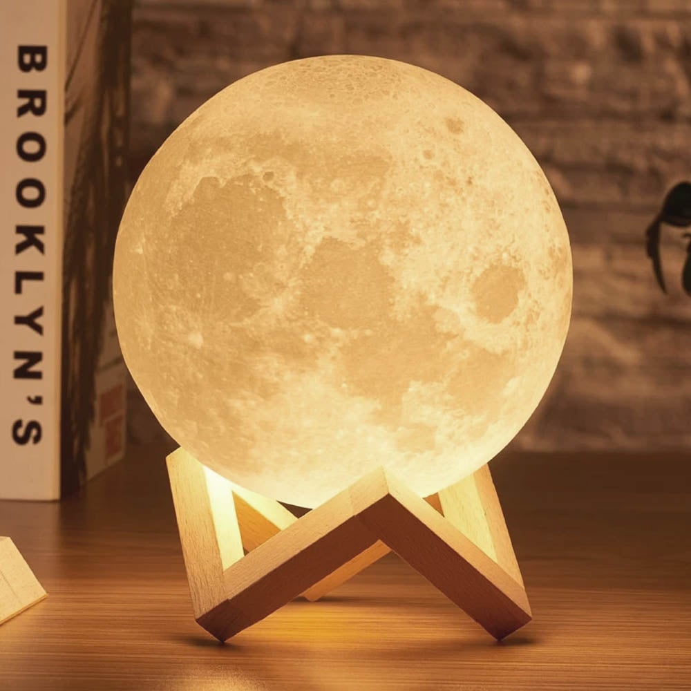 Simply Comfy | Moon Lamp