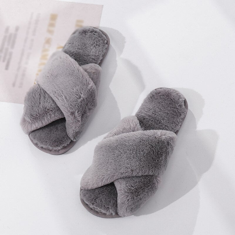 Women&#39;s Cross Band Slippers